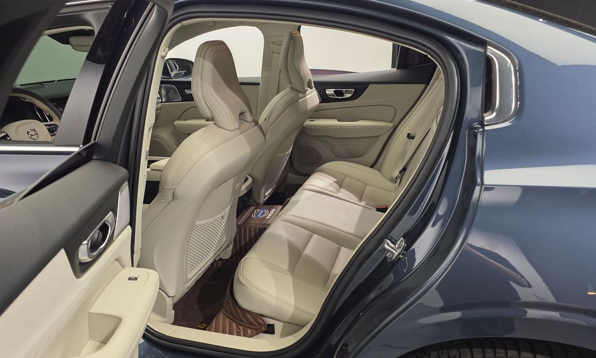 Volvo S60 2021
