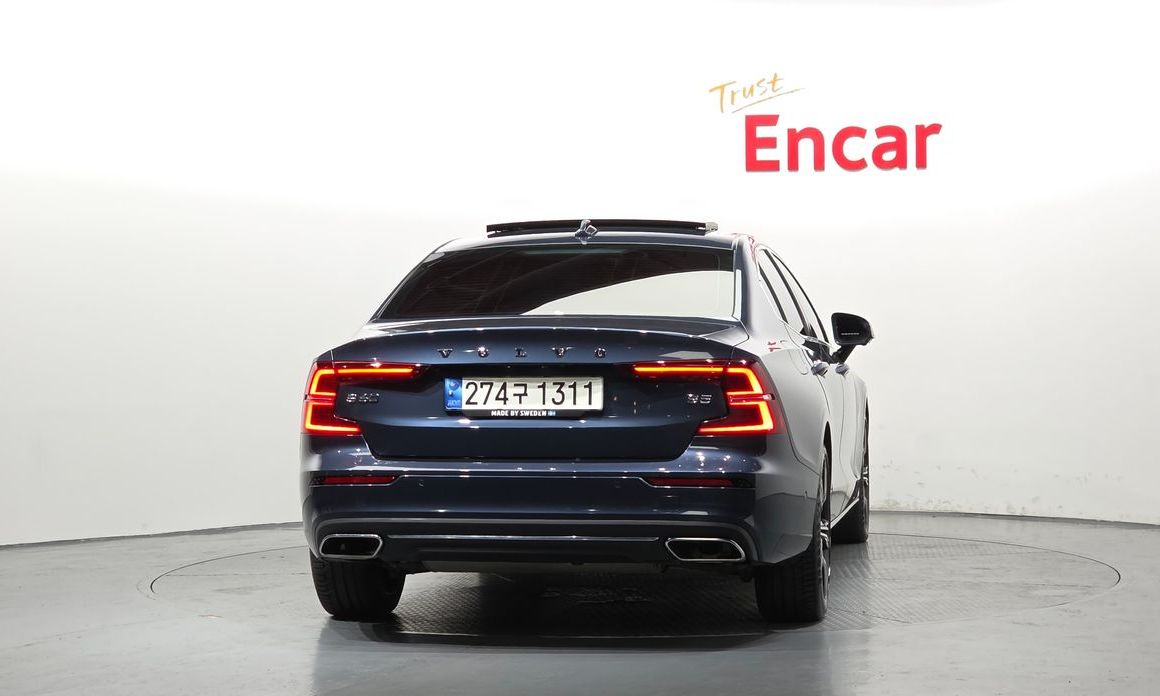 Volvo S60 2021