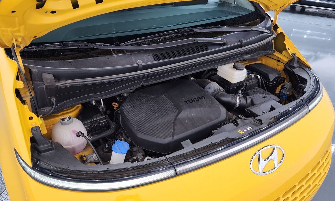 Hyundai Staria 2023