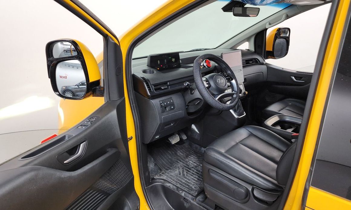 Hyundai Staria 2023
