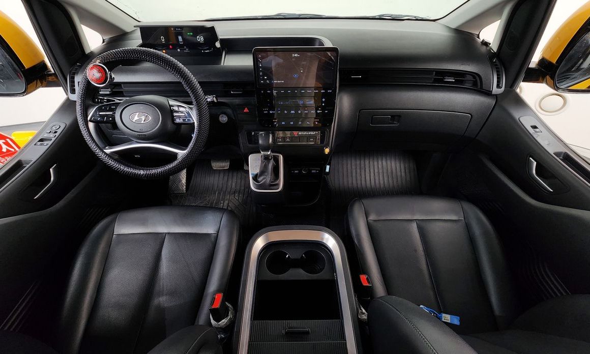 Hyundai Staria 2023