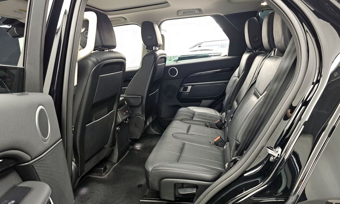 Land Rover Discovery 2020