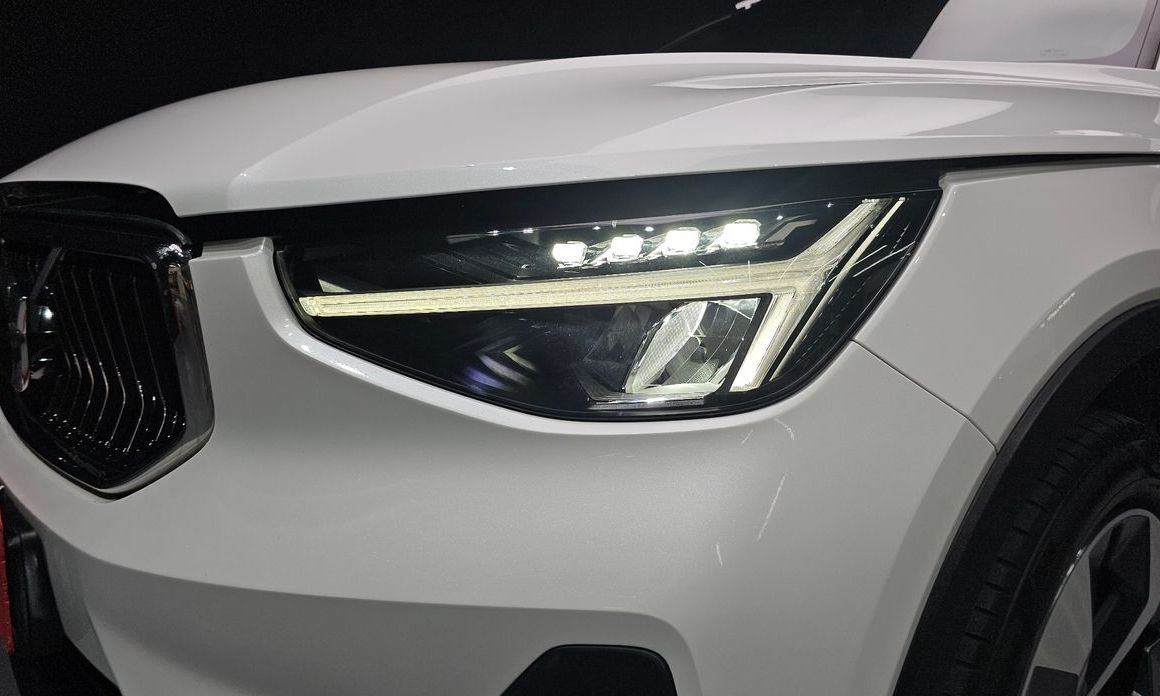Volvo XC40 2023