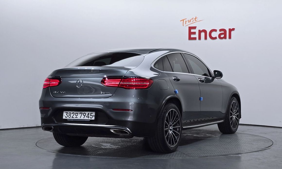 Mercedes-Benz GLC-Class 2019
