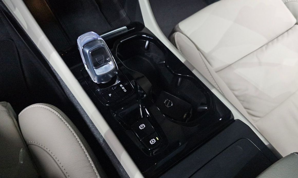 Volvo XC40 2023