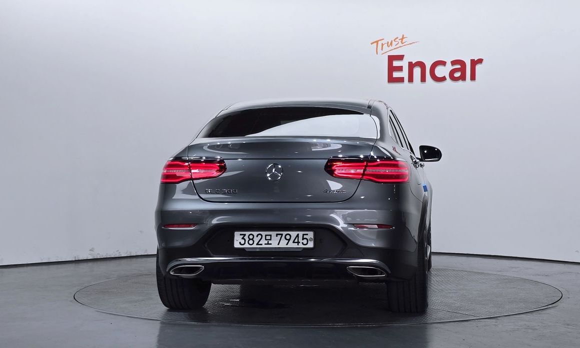 Mercedes-Benz GLC-Class 2019
