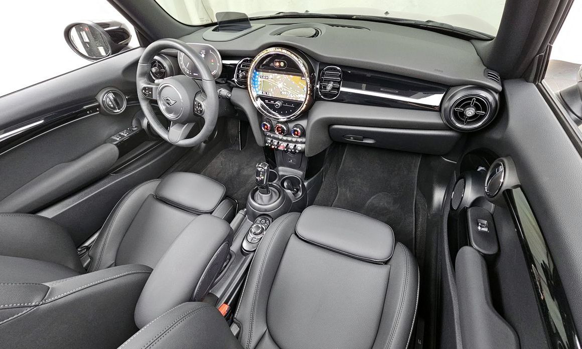 Mini Cooper Convertible 2024