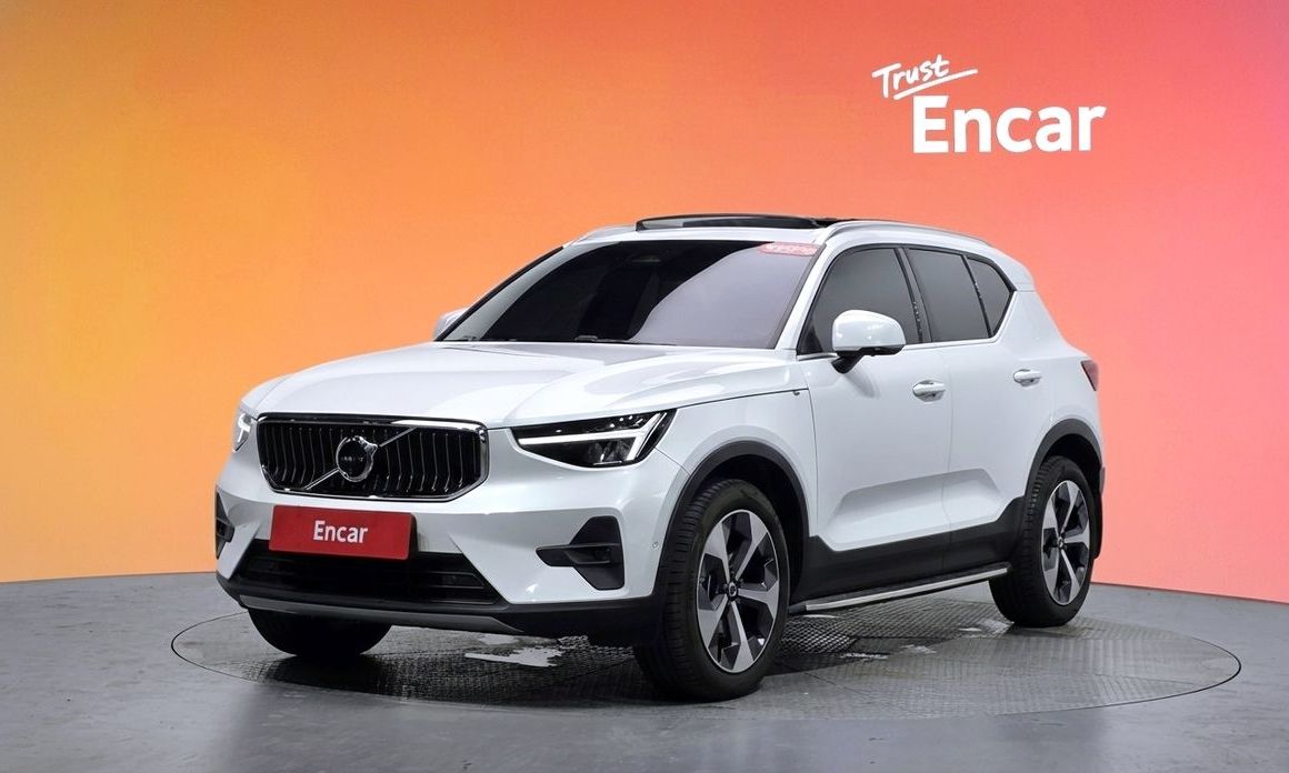 Volvo XC40 2023
