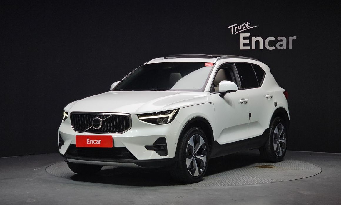 Volvo XC40 2023