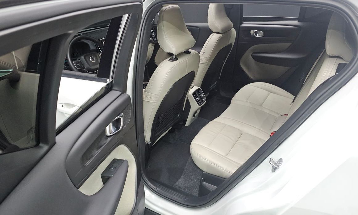 Volvo XC40 2023