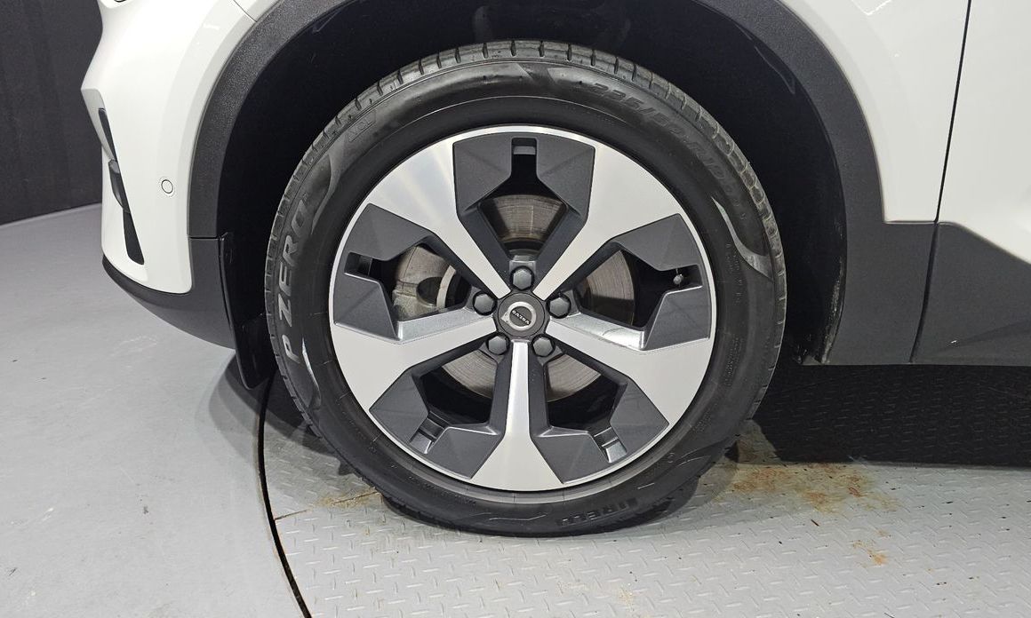 Volvo XC40 2023