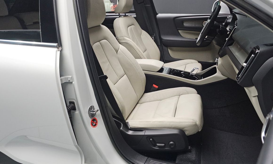 Volvo XC40 2023