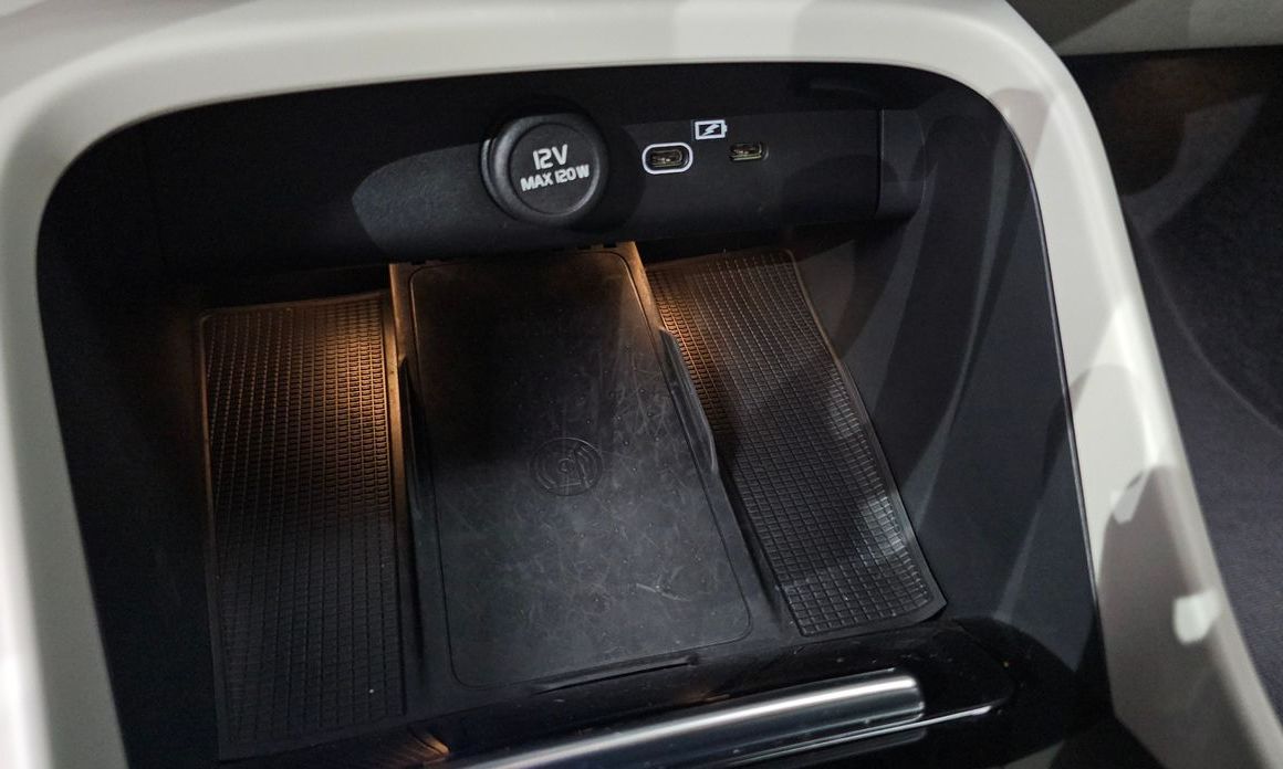 Volvo XC40 2023