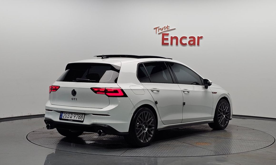 Volkswagen Golf 2023