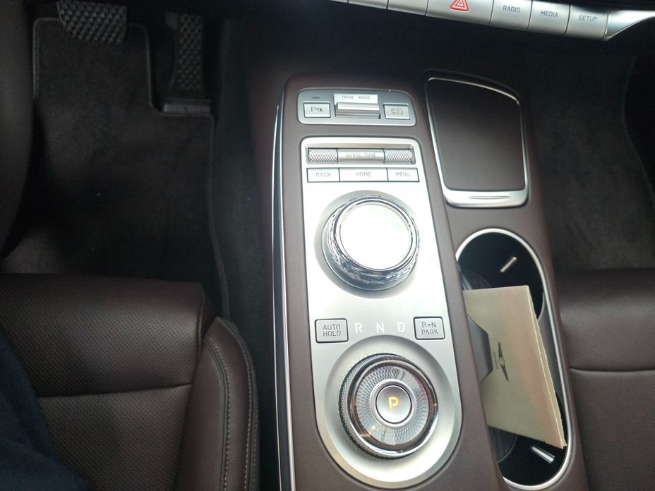 Genesis GV70 2021