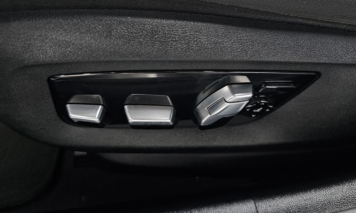 BMW 5-Series 2021