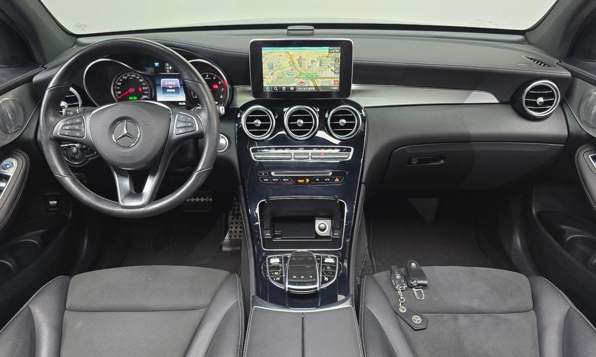 Mercedes-Benz GLC-Class 2019
