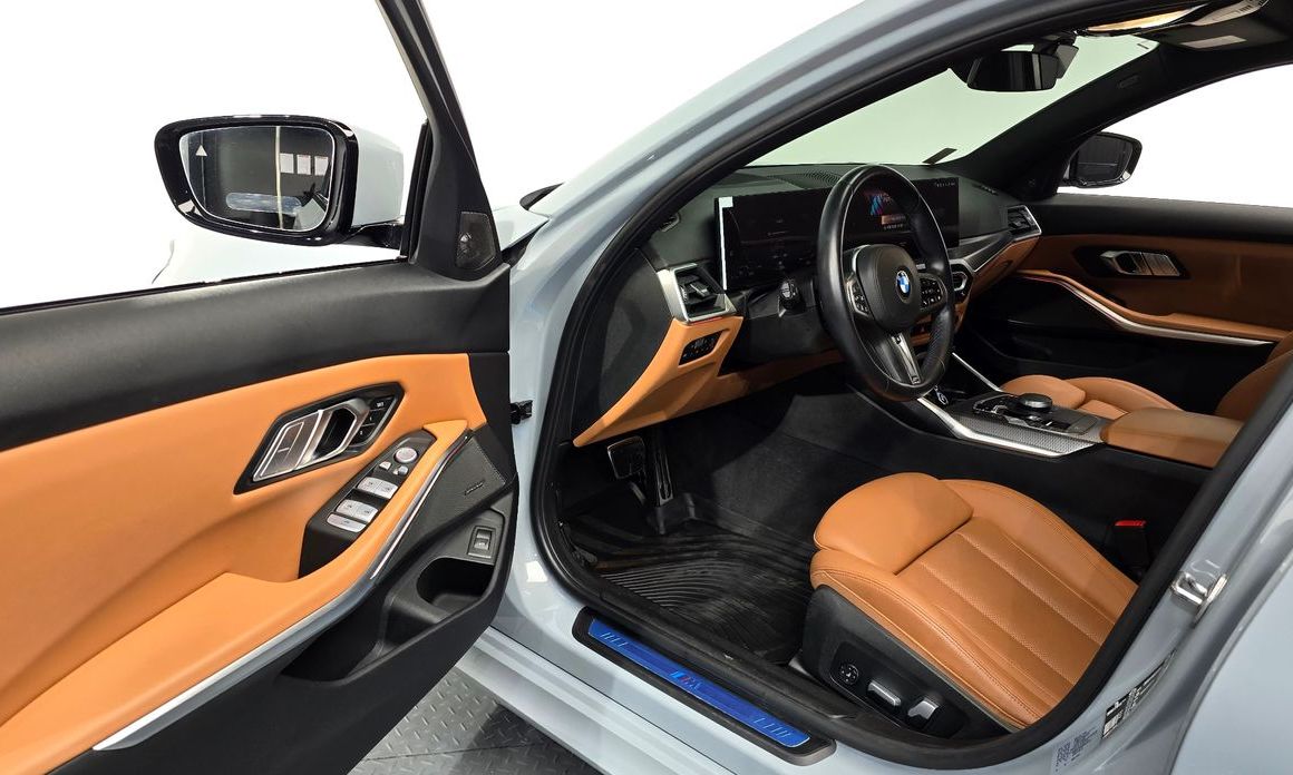 BMW 3-Series 2023
