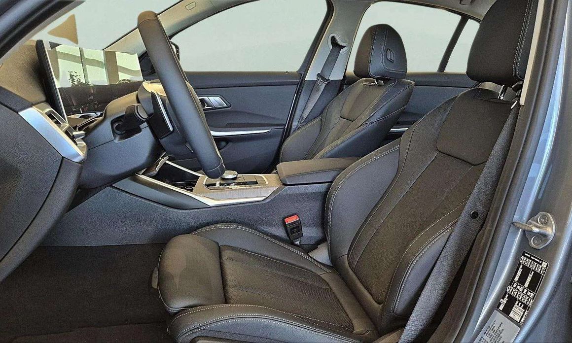 BMW 3-Series 2025