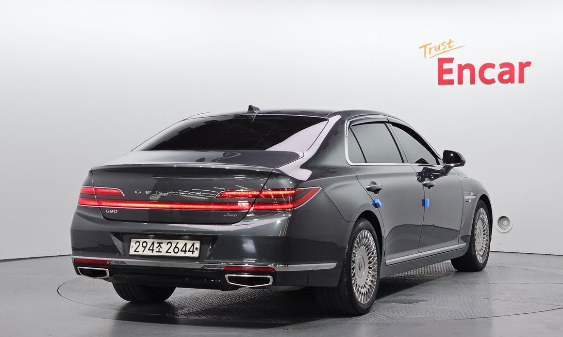 Genesis G90 2021