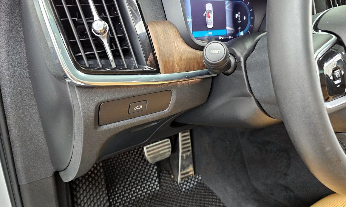Volvo S90 2023
