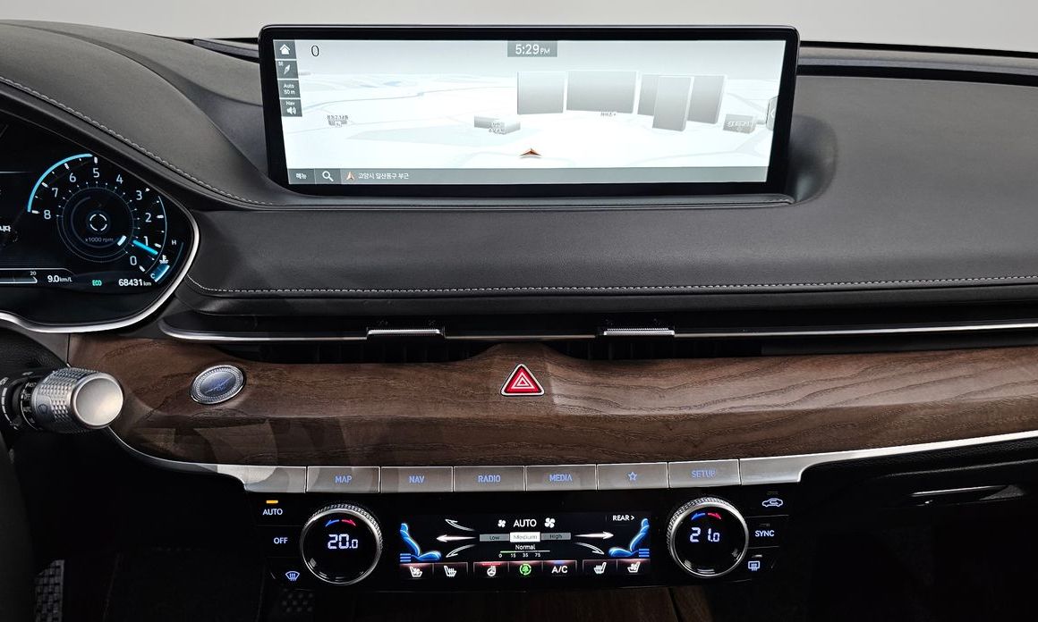 Genesis G80 2022