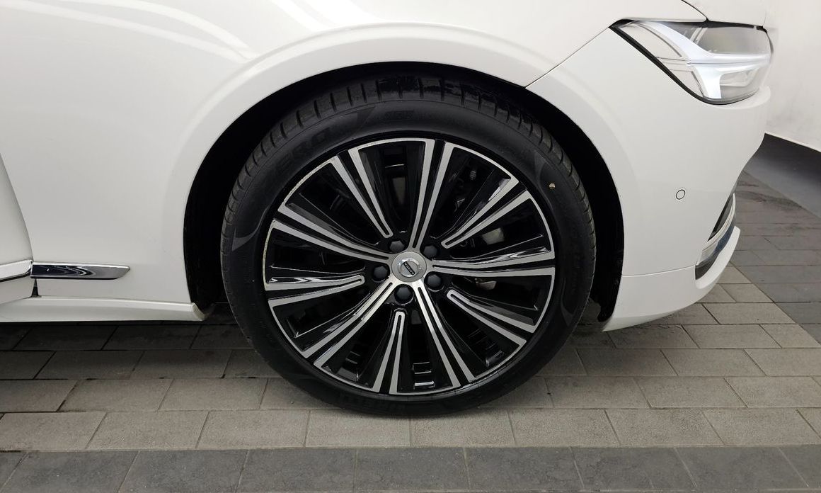 Volvo S90 2023