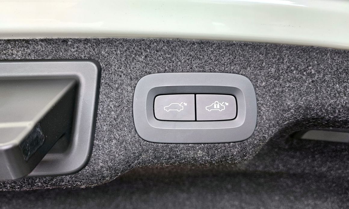 Volvo S90 2023