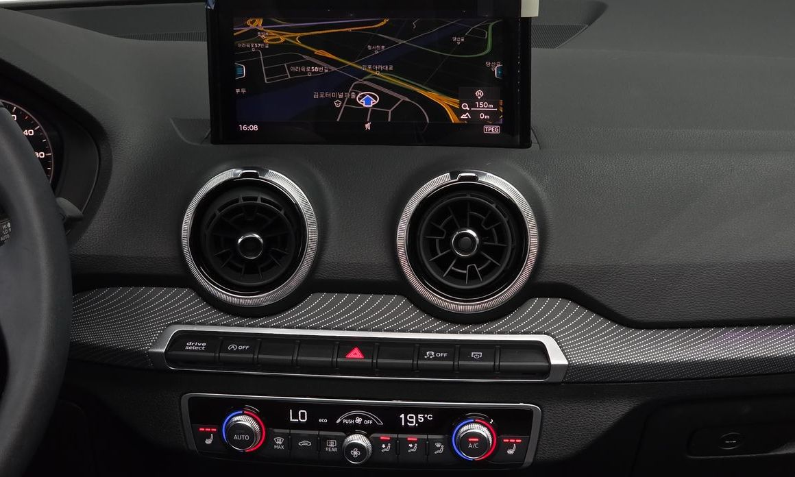 Audi Q2 2023