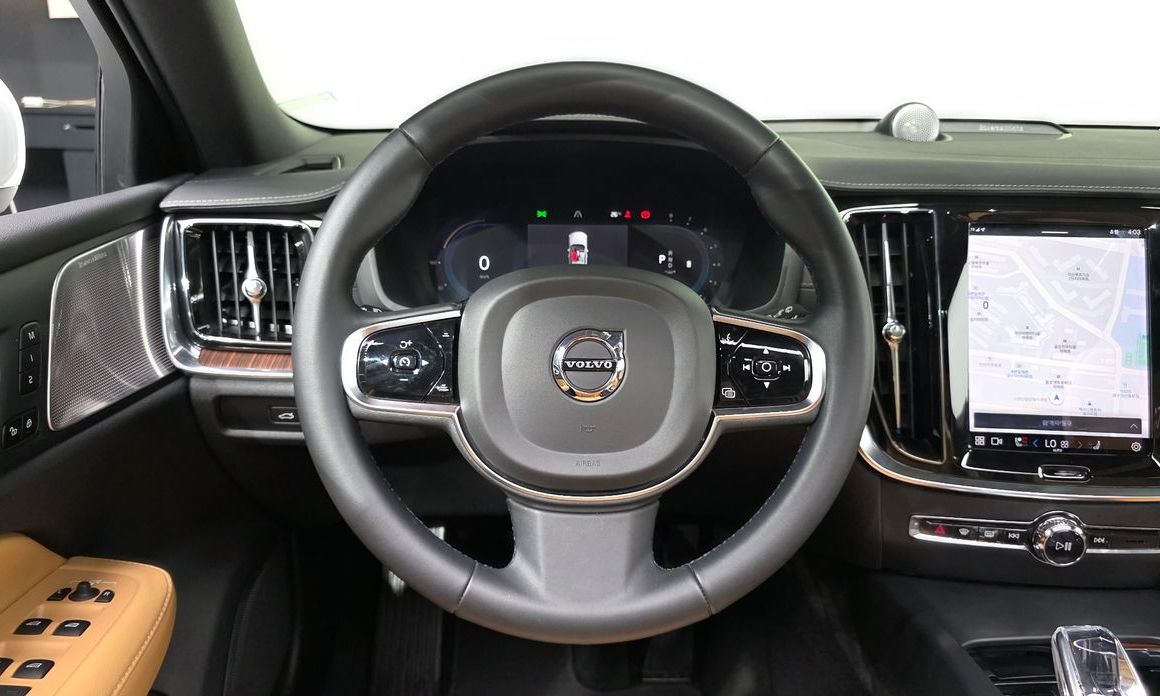 Volvo V60 2023