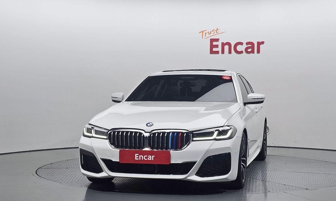 BMW 5-Series 2023