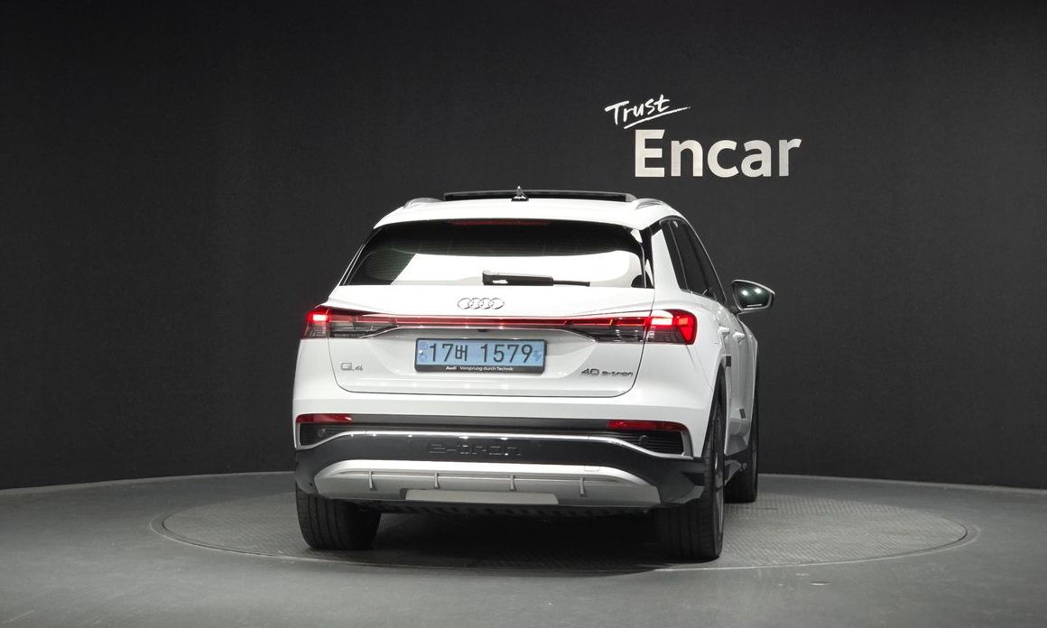Audi Q4 e-tron 2023