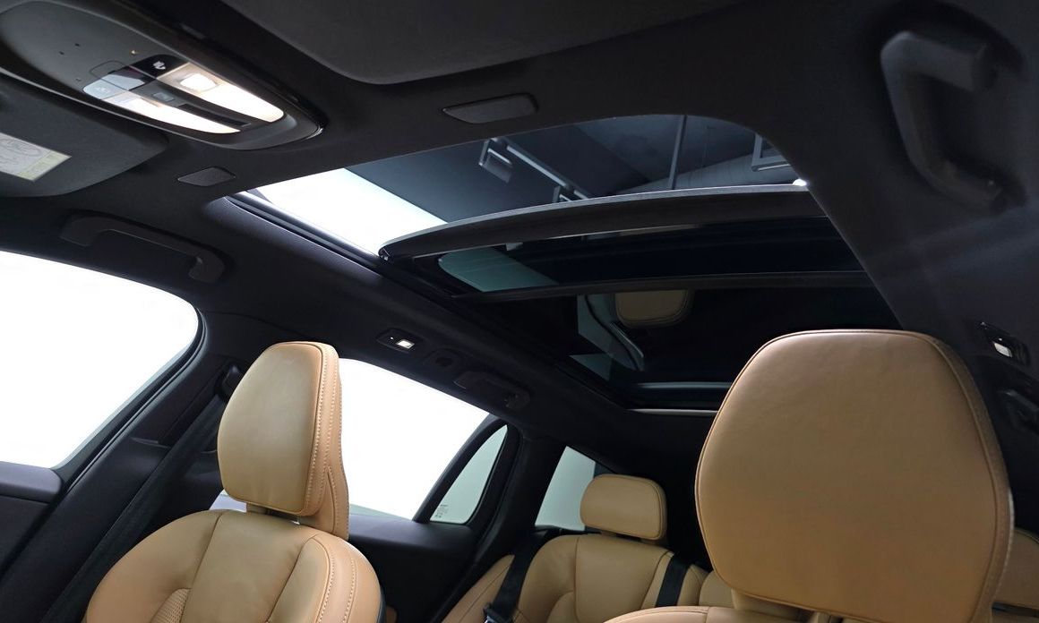 Volvo V60 2023