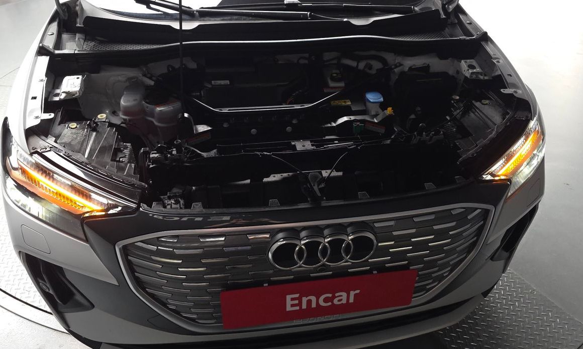 Audi Q4 e-tron 2023