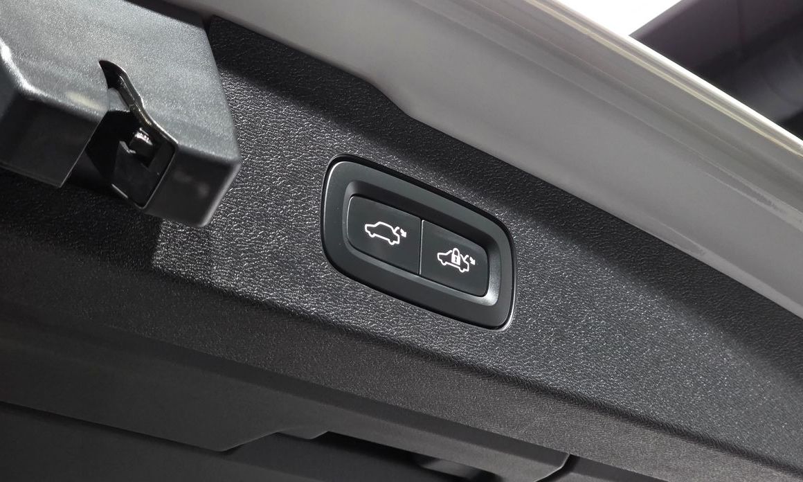 Volvo V60 2023