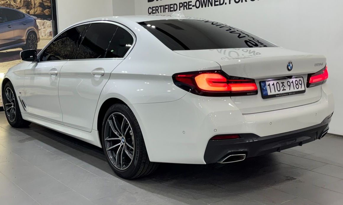 BMW 5-Series 2022