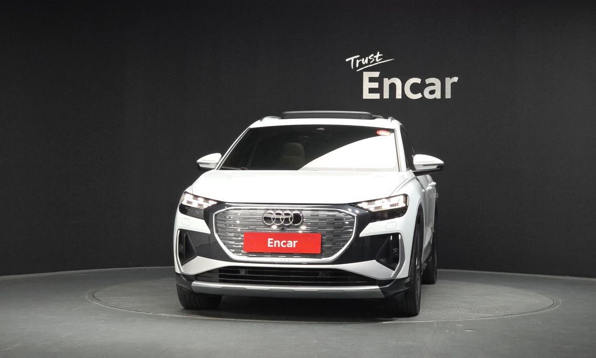 Audi Q4 e-tron 2023