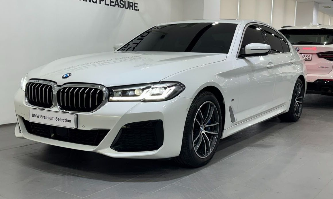 BMW 5-Series 2022