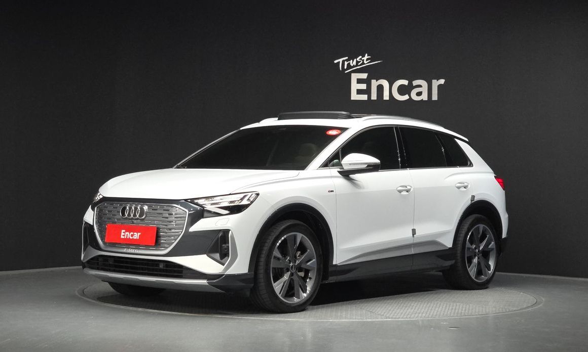 Audi Q4 e-tron 2023