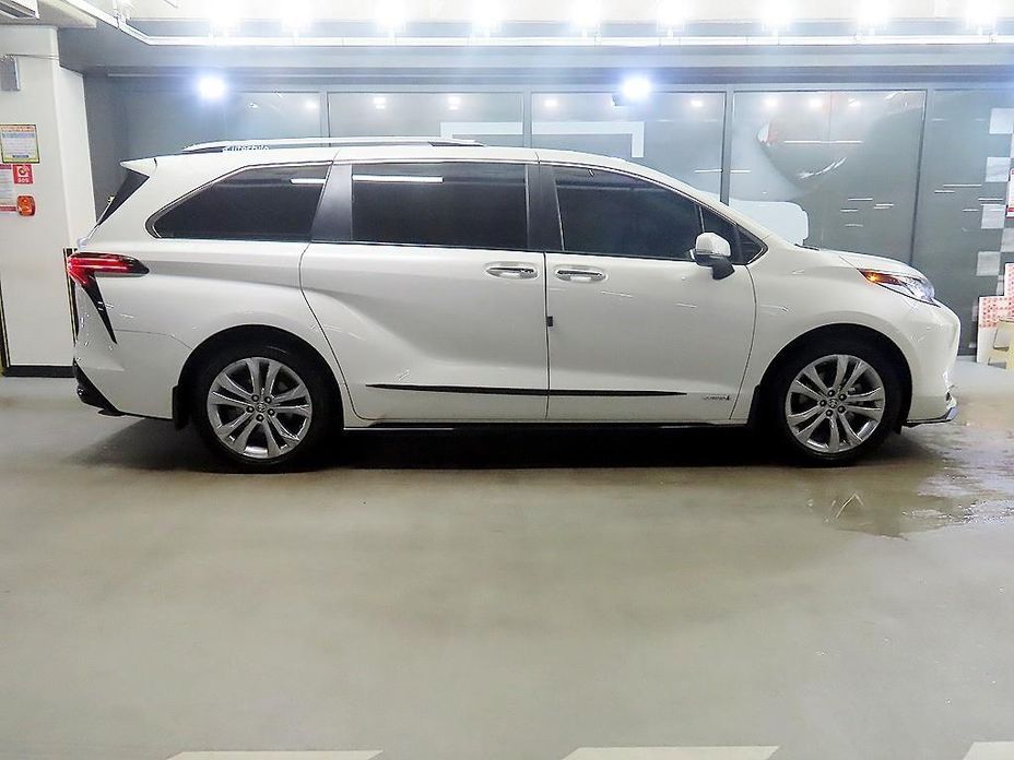 Toyota Sienna 2021
