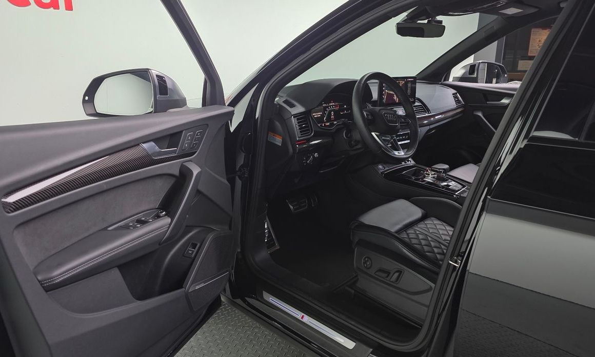 Audi SQ5 2022
