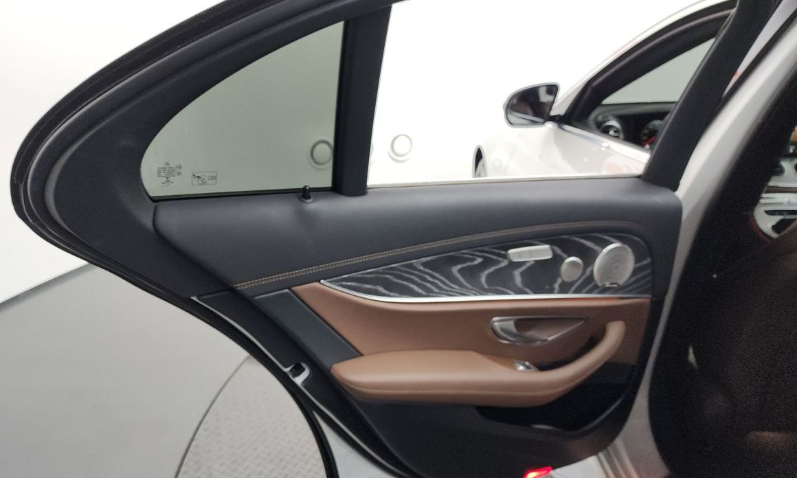 Mercedes-Benz E-Class 2022