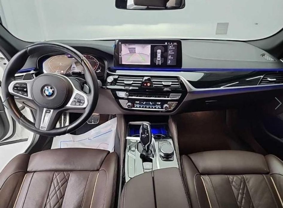 BMW 5-Series 2022
