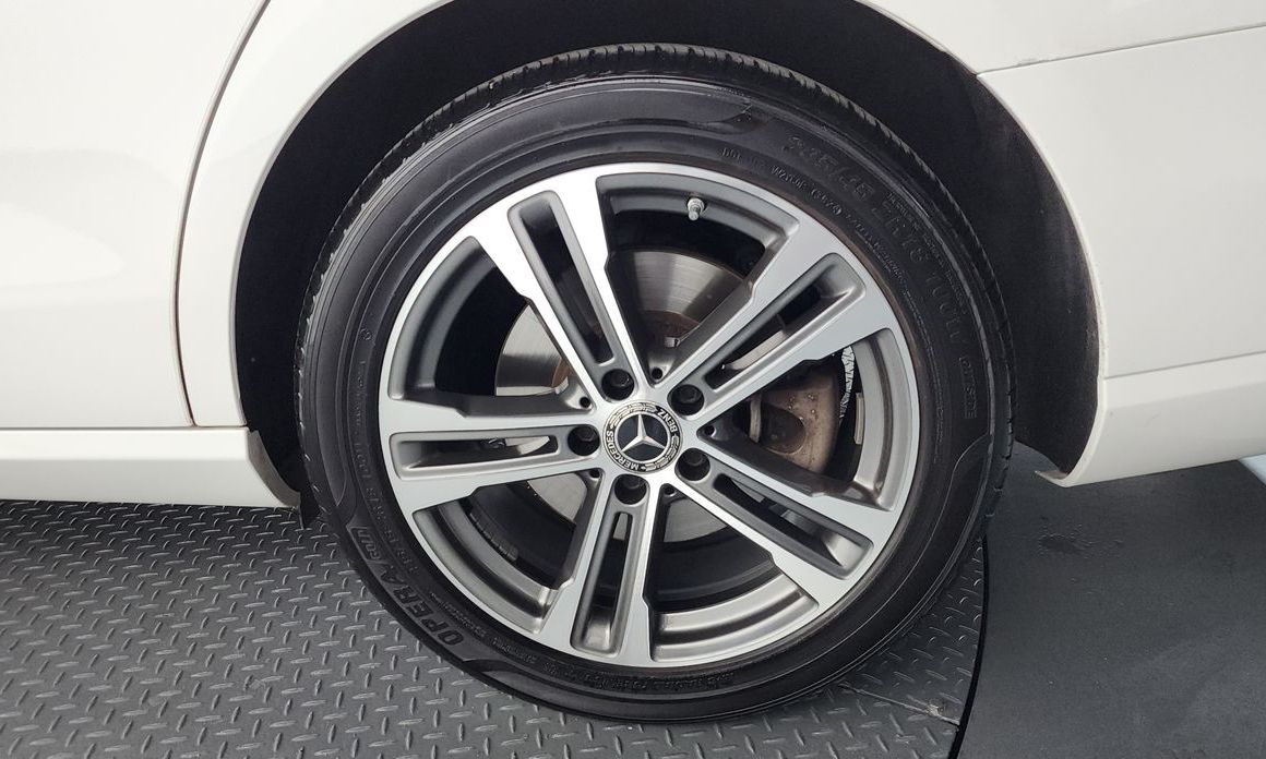 Mercedes-Benz E-Class 2022