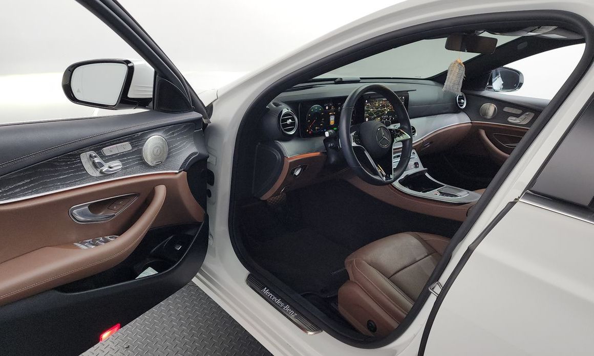 Mercedes-Benz E-Class 2022