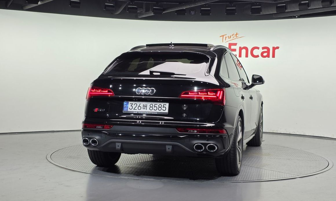 Audi SQ5 2022