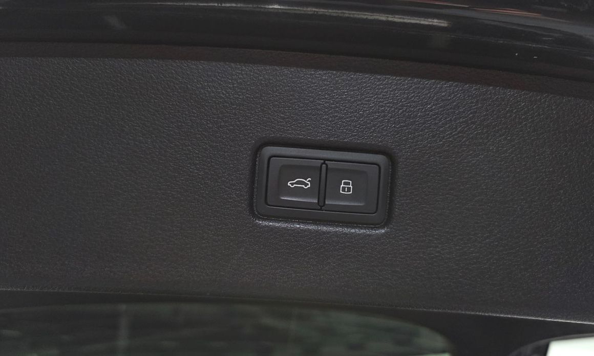 Audi SQ5 2022