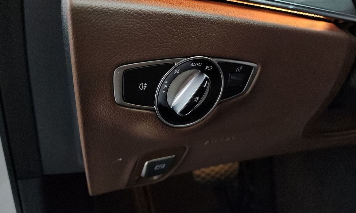 Mercedes-Benz E-Class 2022