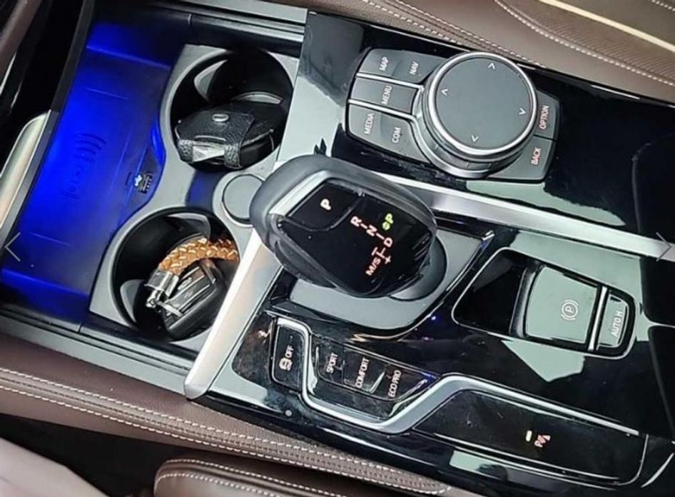 BMW 5-Series 2022