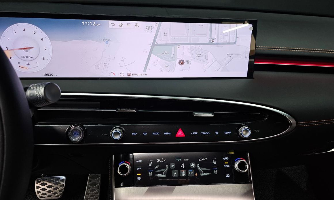 Genesis GV70 2025